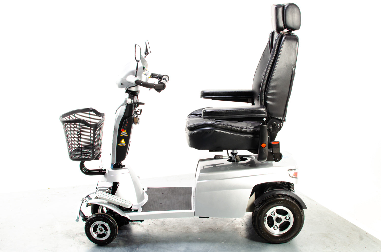 Quingo Toura 2 Used Mobility Scooter Large 5 Wheel All Terrain 8mph AVC Silver