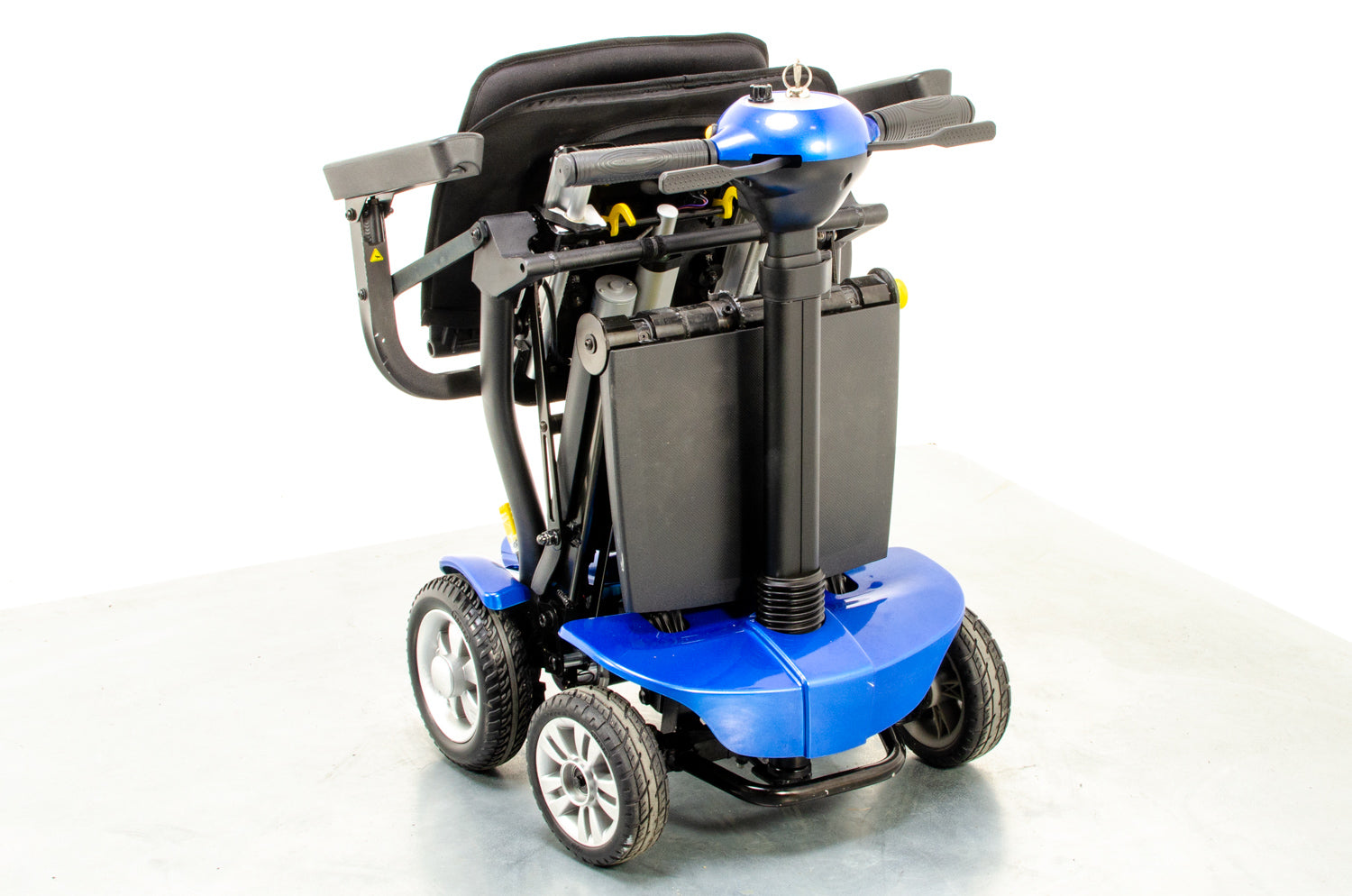 Globetrotter Used Mobility Scooter Remote Folding Lithium Lightweight eDrive Blue Secondary image