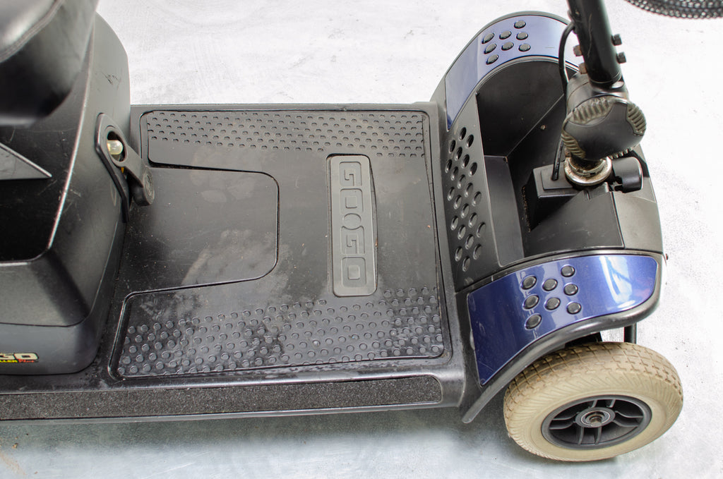 Pride Go-Go Elite Traveller Plus Used Mobility Scooter Small Transportable Lightweight Travel Car