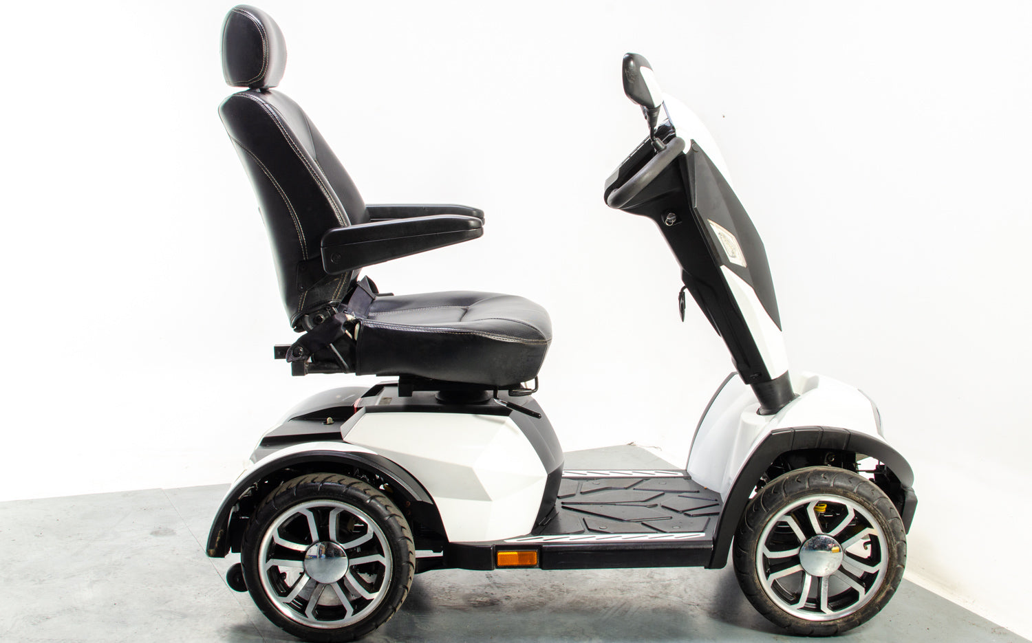 Drive Cobra Used Mobility Scooter 8mph Large All-Terrain Road Legal Captains Seat White