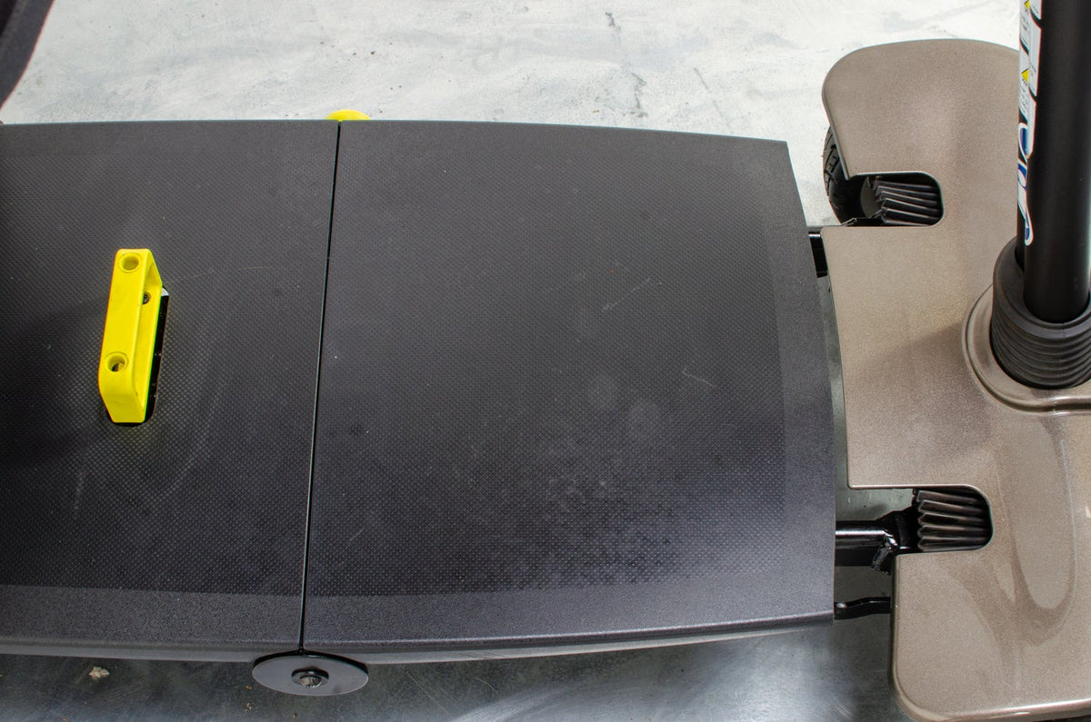 Globetrotter Used Mobility Scooter Remote Folding Lithium Lightweight eDrive grey 13197