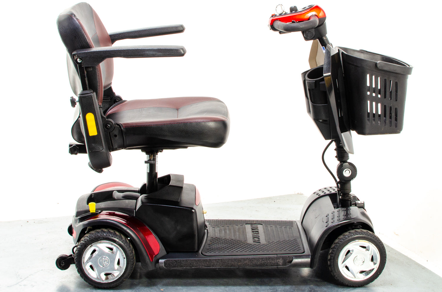 Monarch Mighty Mini 4mph Used Mobility Scooter Transportable Small Lightweight Boot Suspension in Red