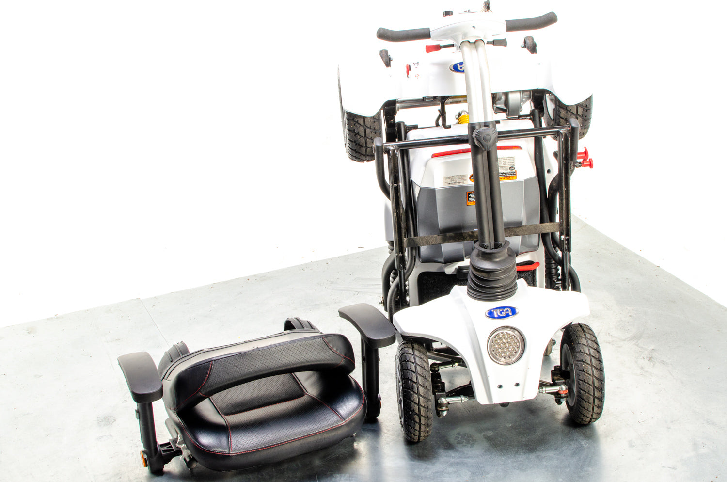 TGA Maximo Used Mobility Scooter 4mph Folding Lithium Pneumatic Suspension White 13307 Secondary image