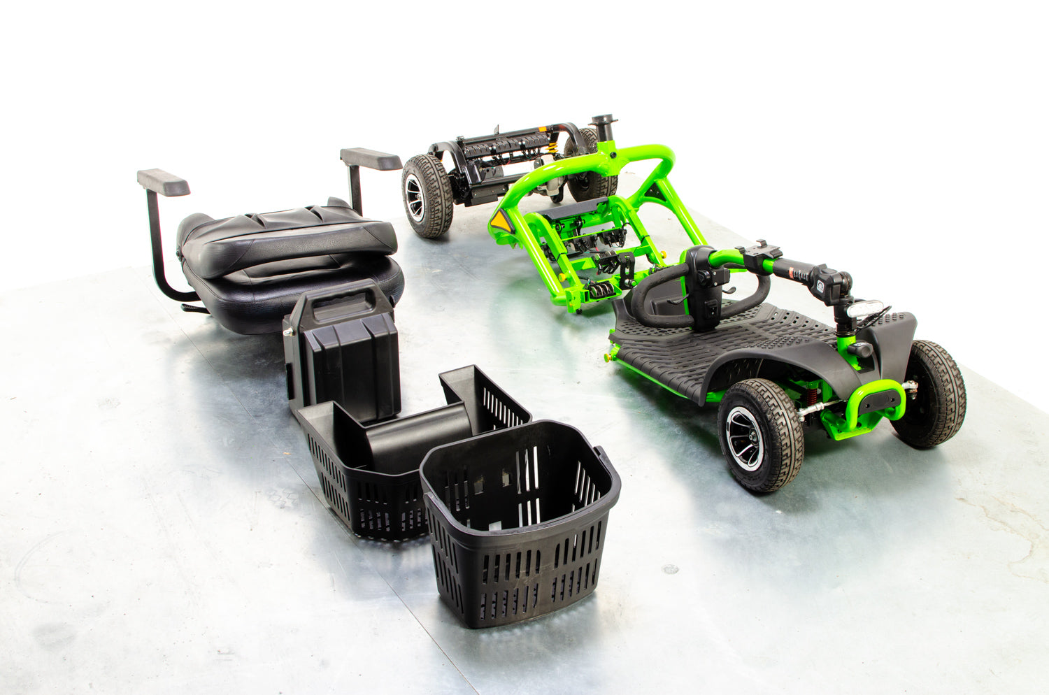 2021 Monarch Mini 4 Used Mobility Scooter Small Transportable Pneumatic Tyres Parks Green Secondary image