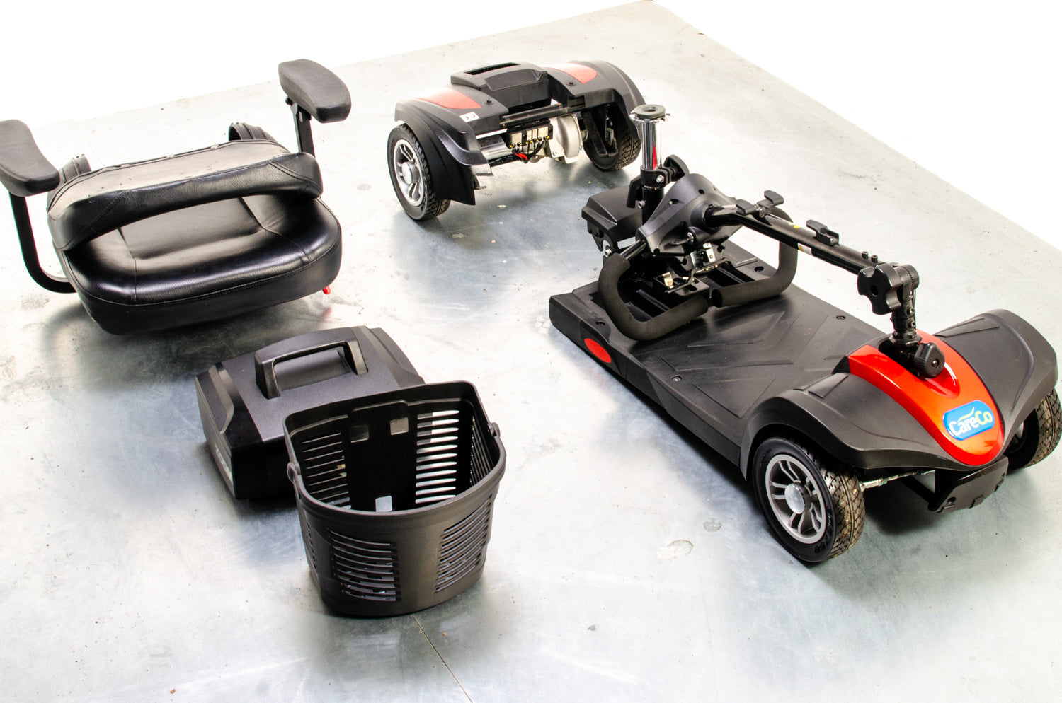 CareCo Zoom Used Mobility Scooter Small Transportable Boot Travel Folding Red 4mph Pavement Secondary image