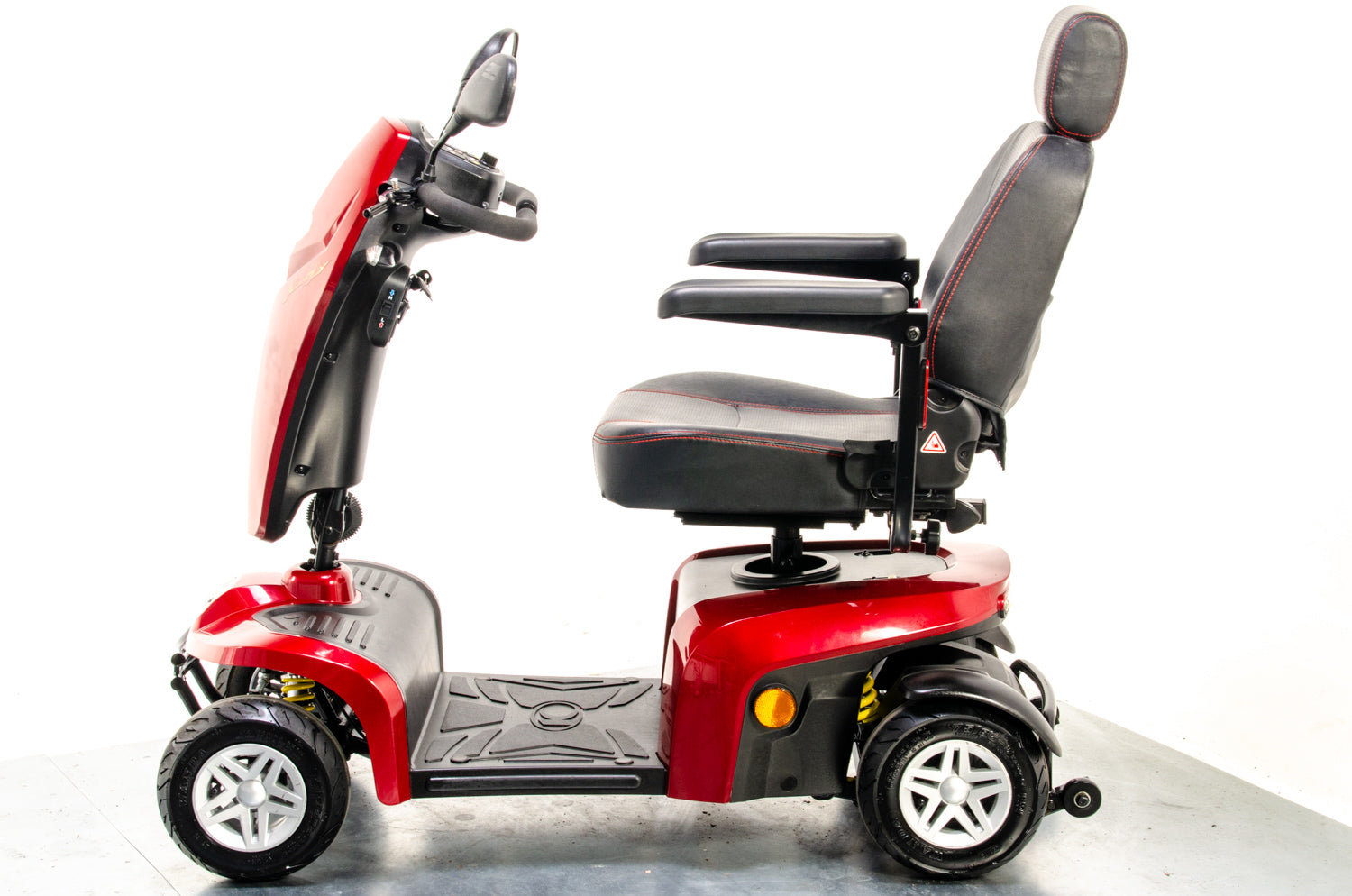 Kymco Komfy 4 Used Mobility Scooter Pavement Suspension Pneumatic Tyres Comfort 4mph Red