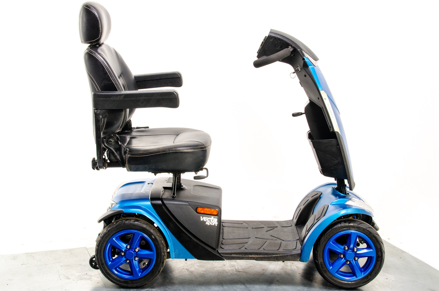 Rascal Vecta Sport Compact Used Electric Mobility Scooter 8mph Max Grip Suspension All-Terrain Road Legal Blue 13318