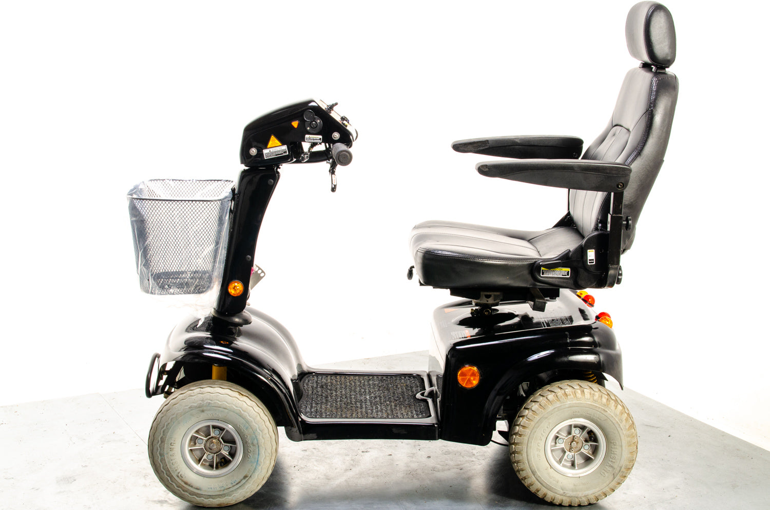 Rascal 850 Used Electric Mobility Scooter 8mph All-Terrain Road Pavement Suspension Pneumatic Black 13270