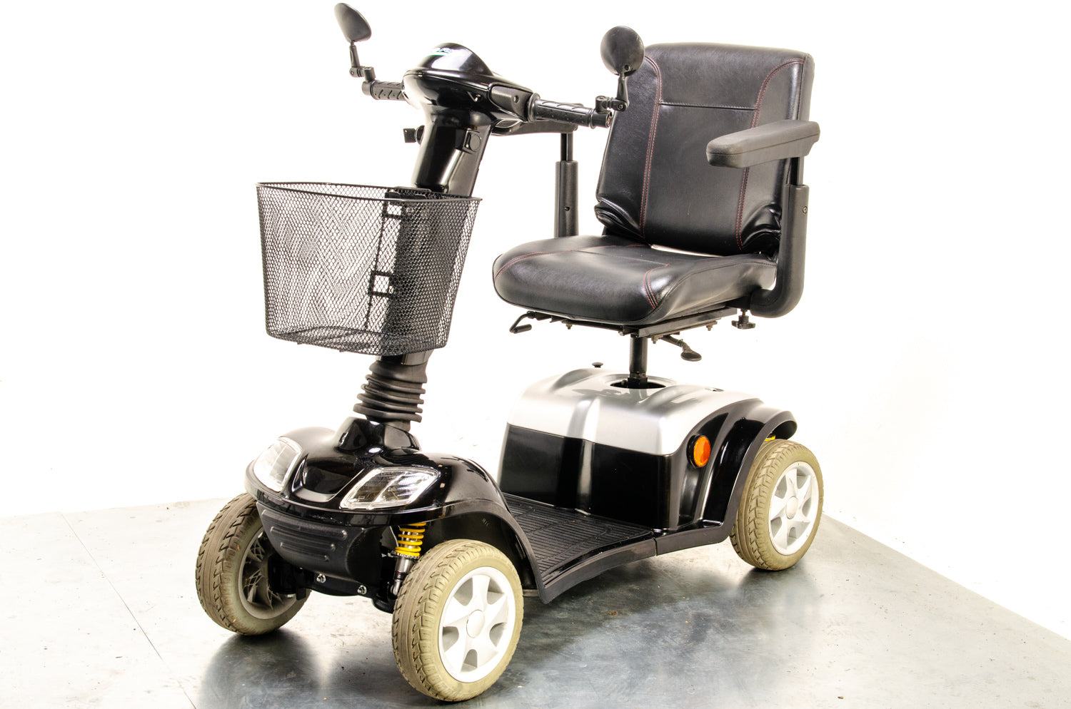 Kymco Super 8 Used Mobility Scooter 8mph Road Pavement Suspension Solid Tyres Black