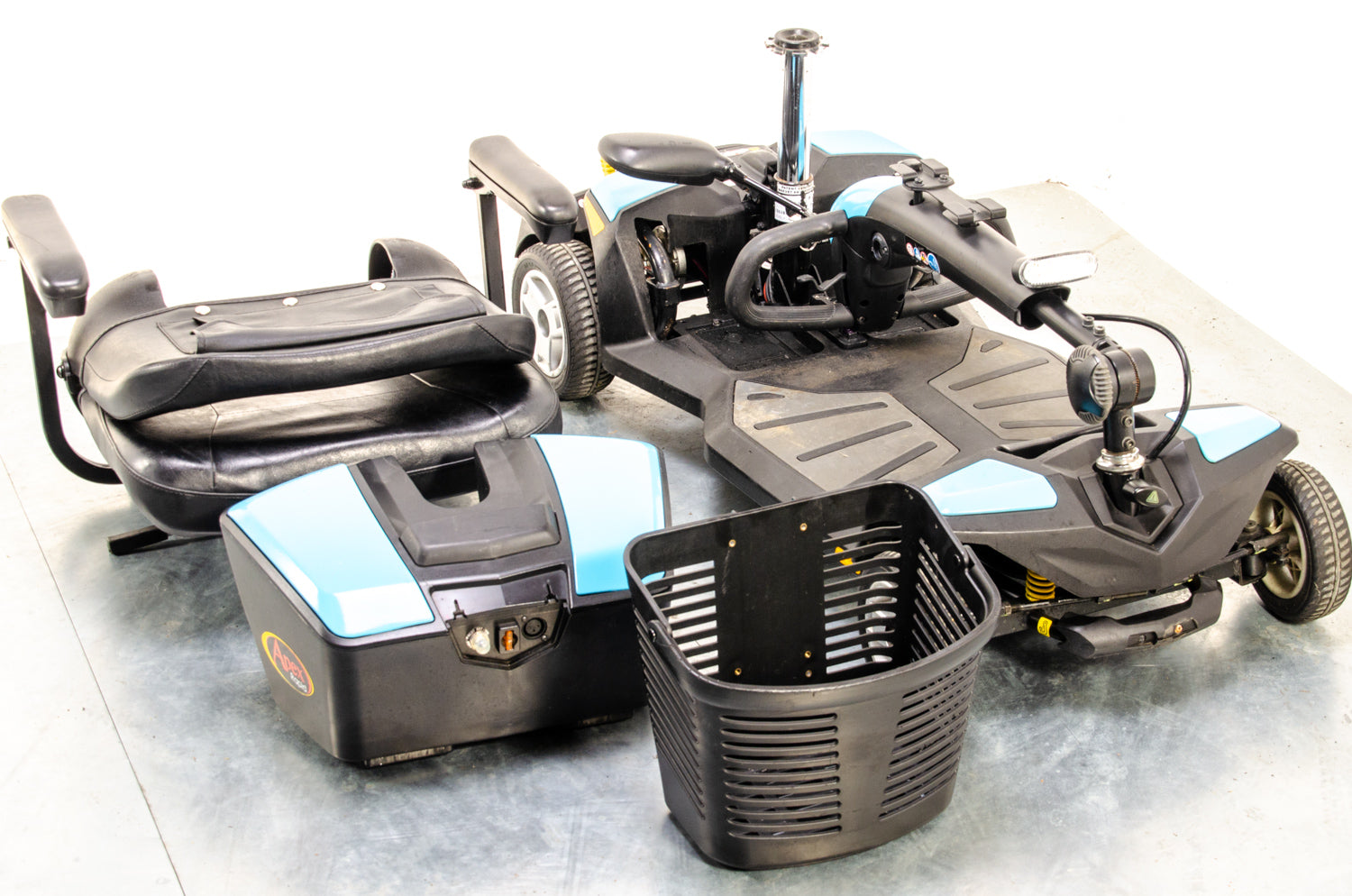 Pride Apex Rapid Used Mobility Scooter Transportable Small Lightweight Boot Suspension Baby Blue 12457 Secondary image