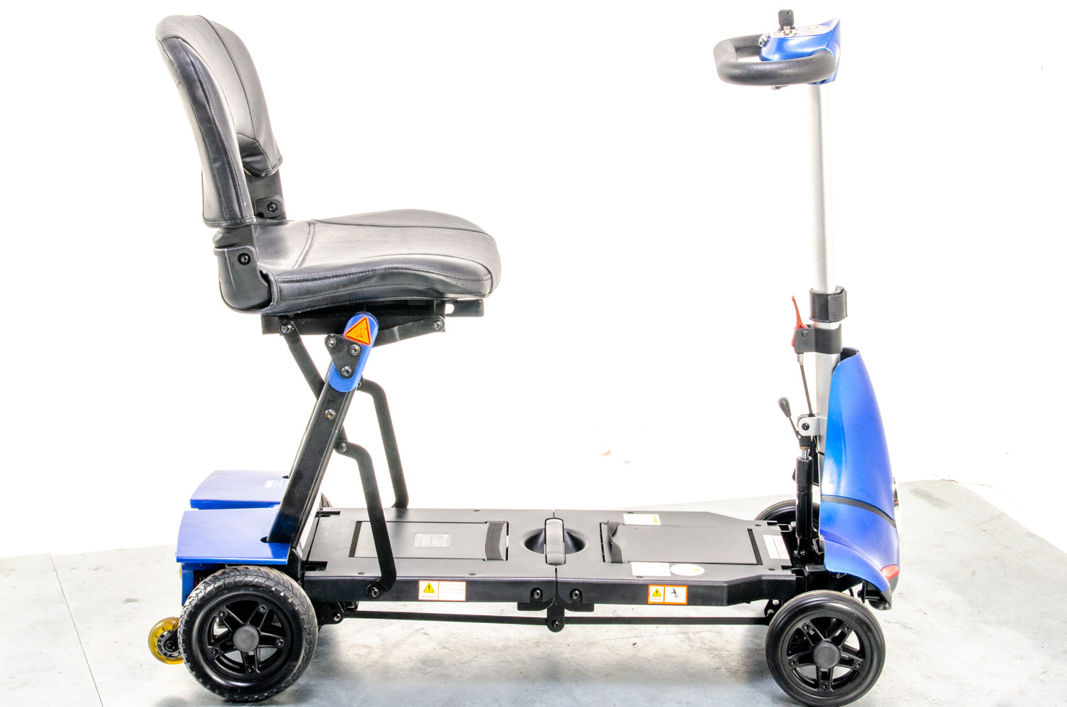 Monarch Mobie 4mph Folding Used Mobility Scooter Lithium Travel Small Travel Blue 13350 Secondary image
