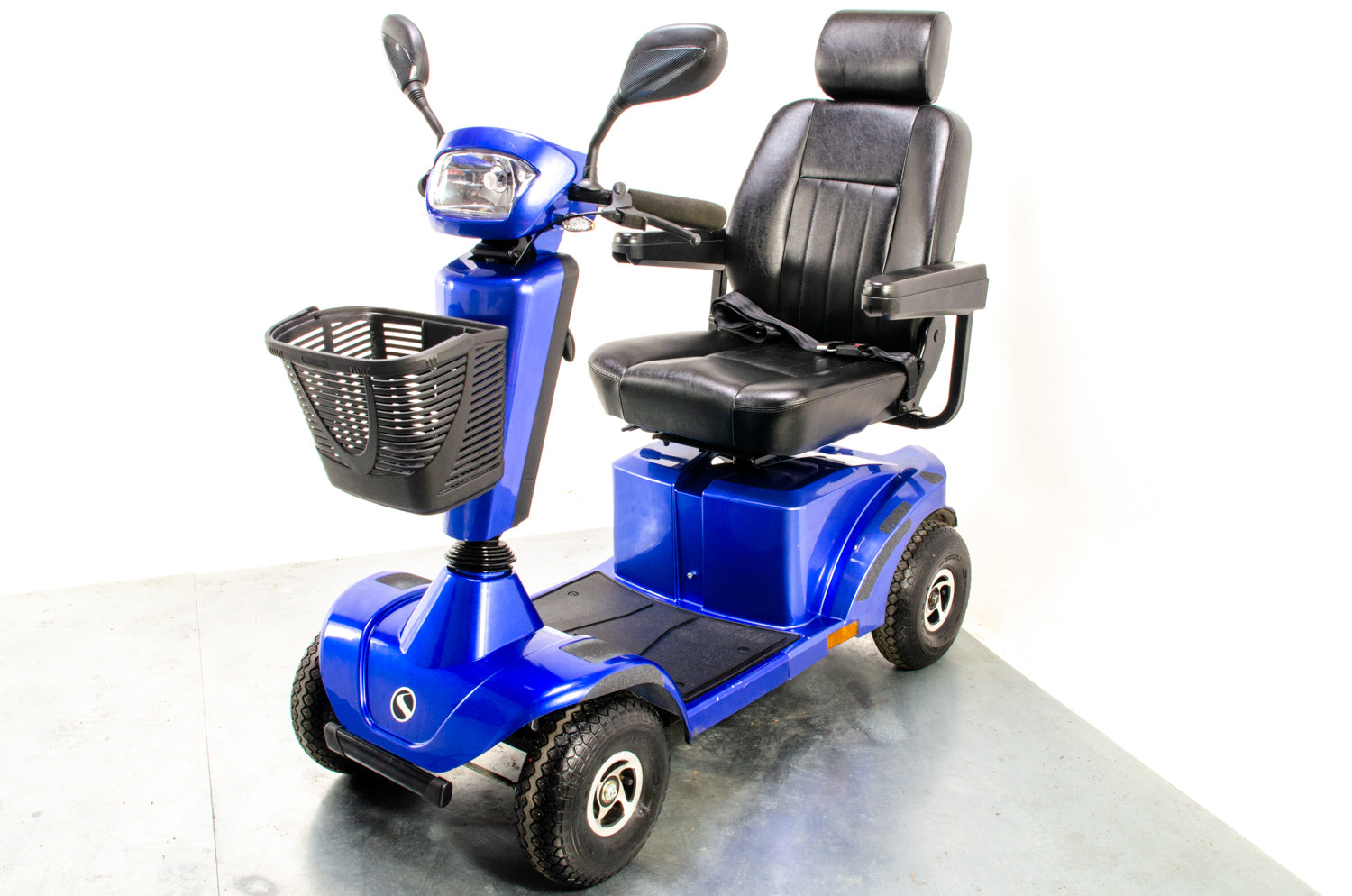 Sunrise Medical Sterling S425 Used Mobility Scooter 8mph Blue Midsize Pneumatic Pavement 13331