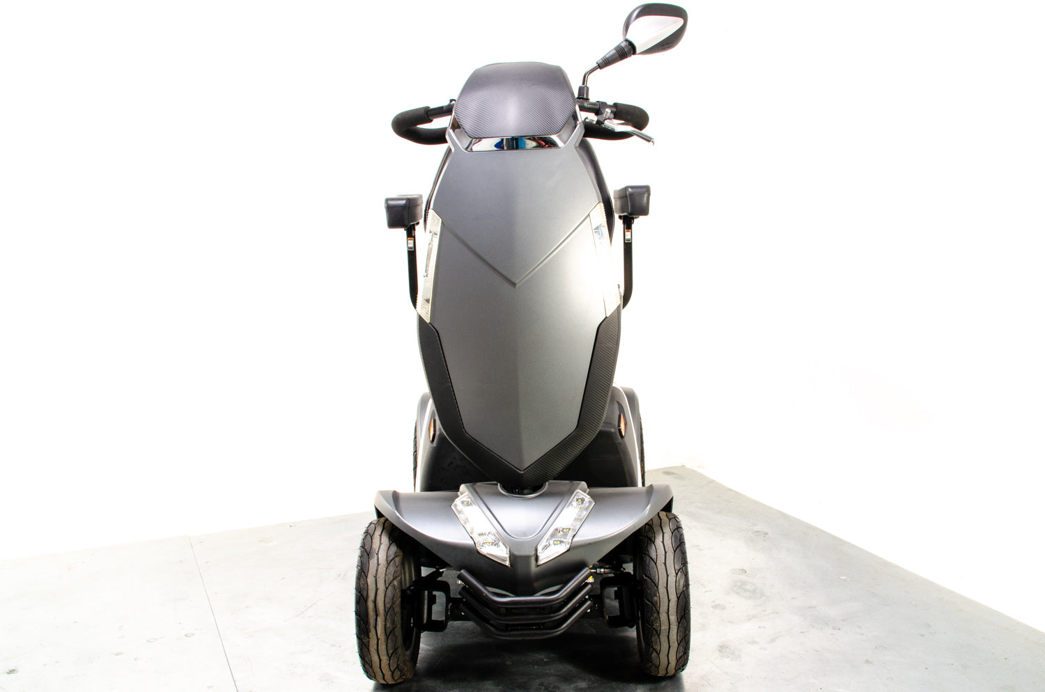 Rascal Vecta Sport Compact Used Electric Mobility Scooter 8mph Max Grip Suspension All-Terrain Road Legal Grey 13088