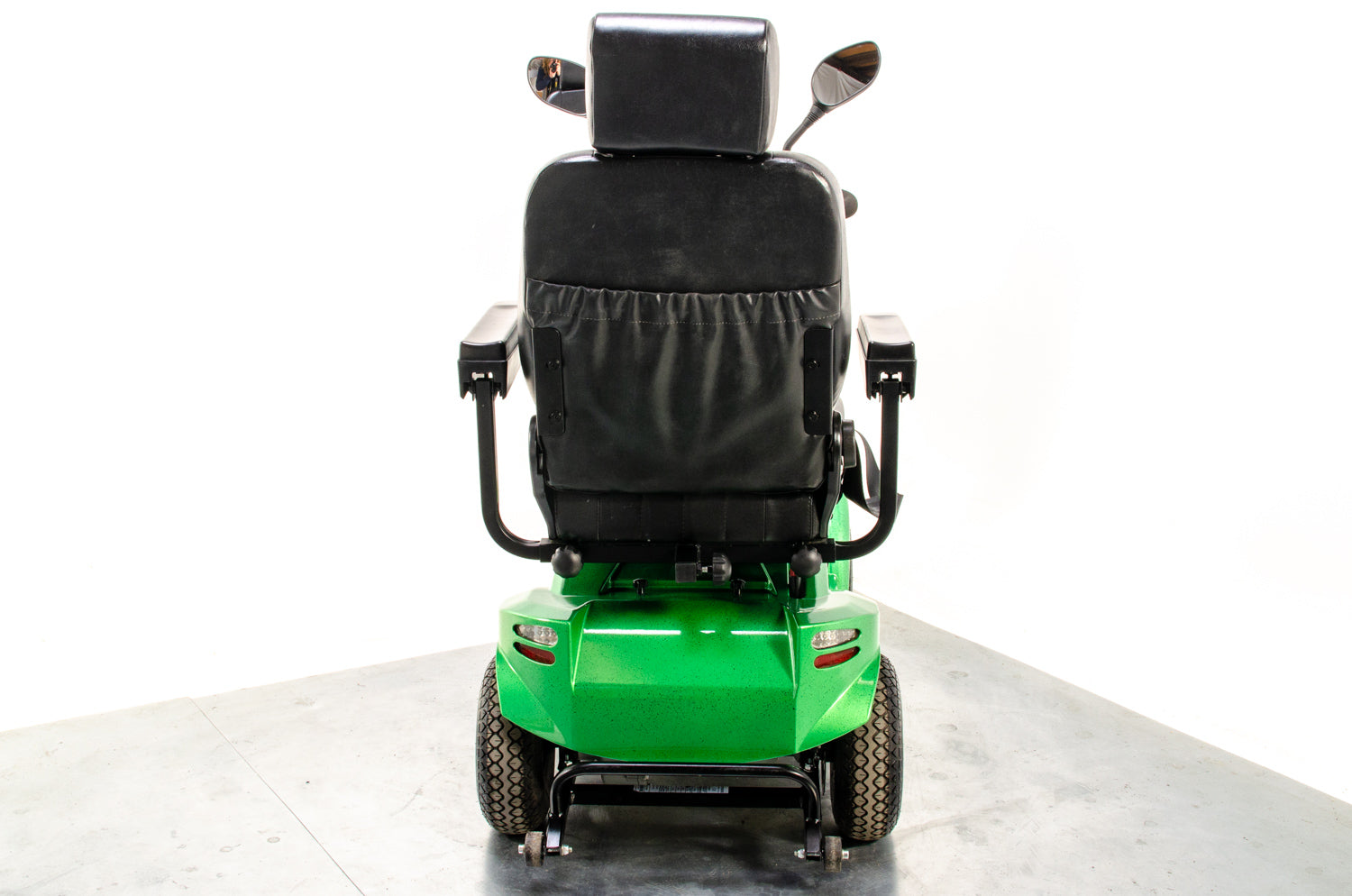 Sunrise Medical Sterling S425 Used Mobility Scooter 8mph Christmas Tree Sparkle Midsize Pneumatic Pavement 13296