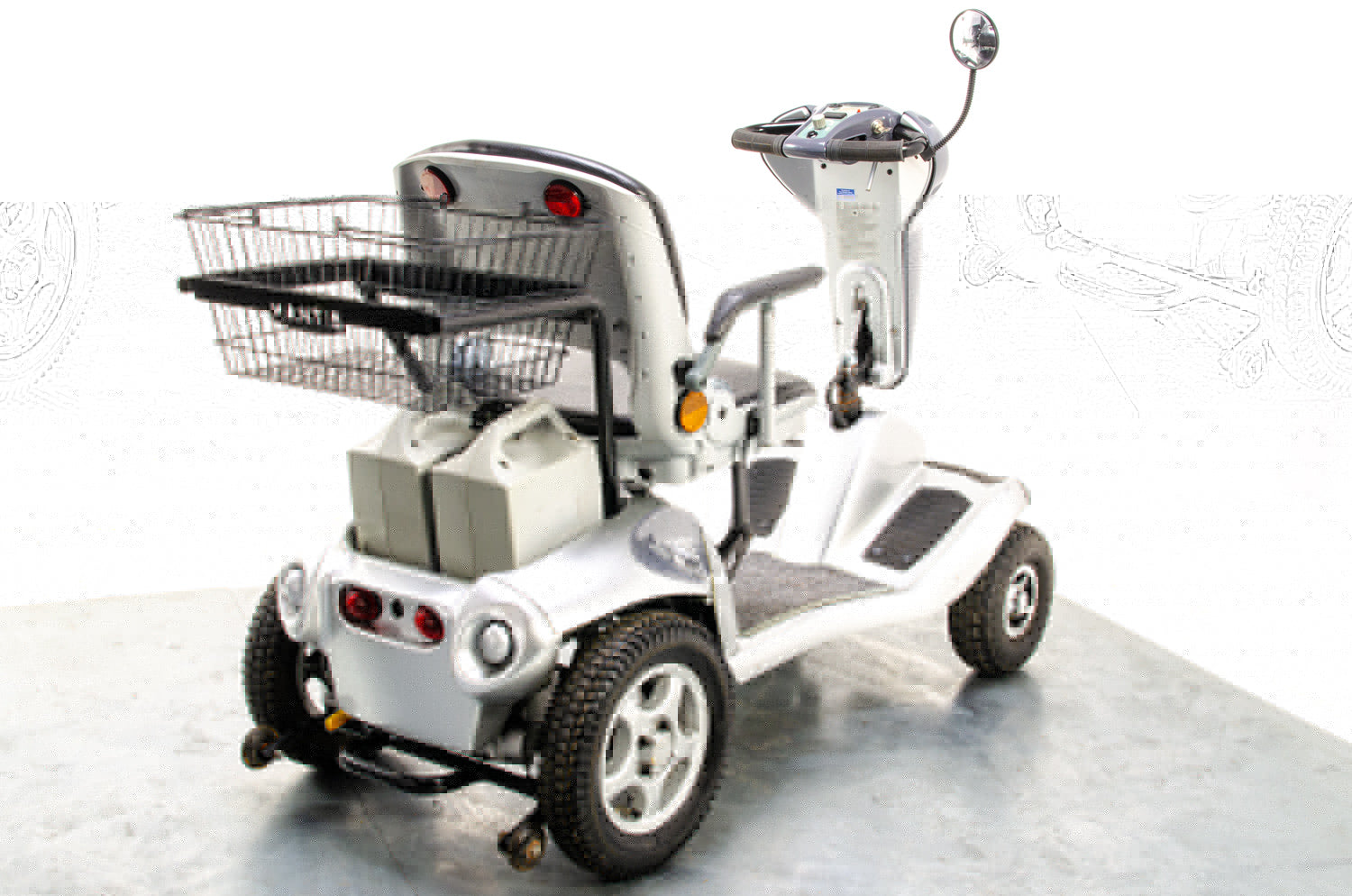Monarch Mantis Mobility Scooter 8mph Large Lithium Road Legal Transportable Folding Secondary image