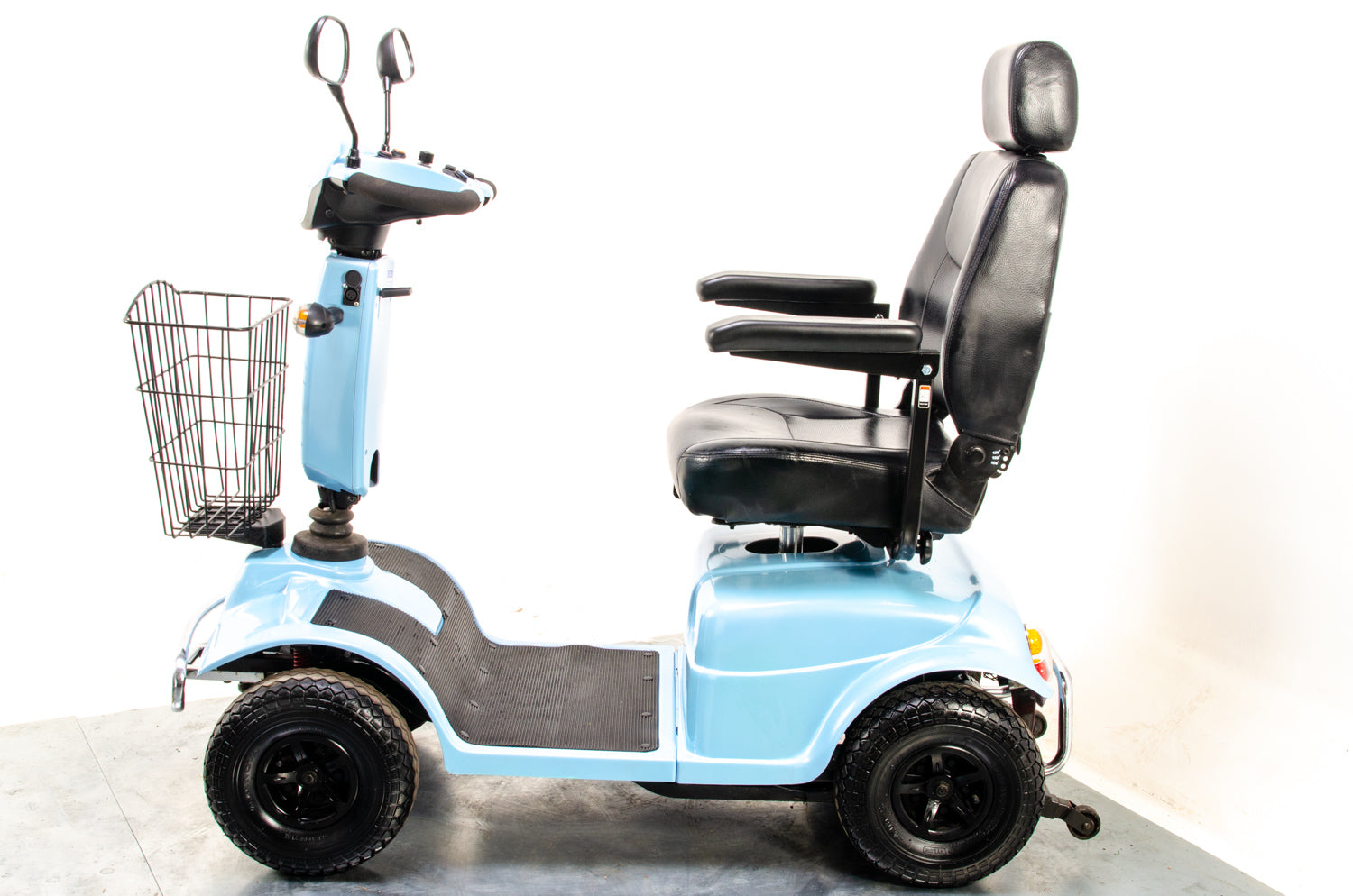 Rascal Pioneer Used Electric Mobility Scooter 8mph All-Terrain Suspension Off-Road Blue 13510