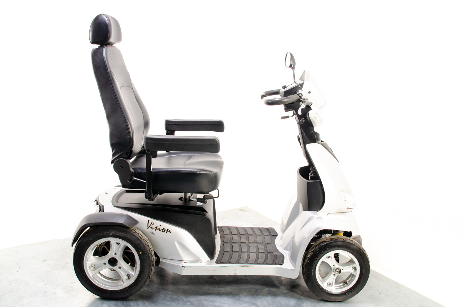 Rascal Vision Used Electric Mobility Scooter 8mph Large All-Terrain Road Legal Silver Pneumatic Tyres 13336