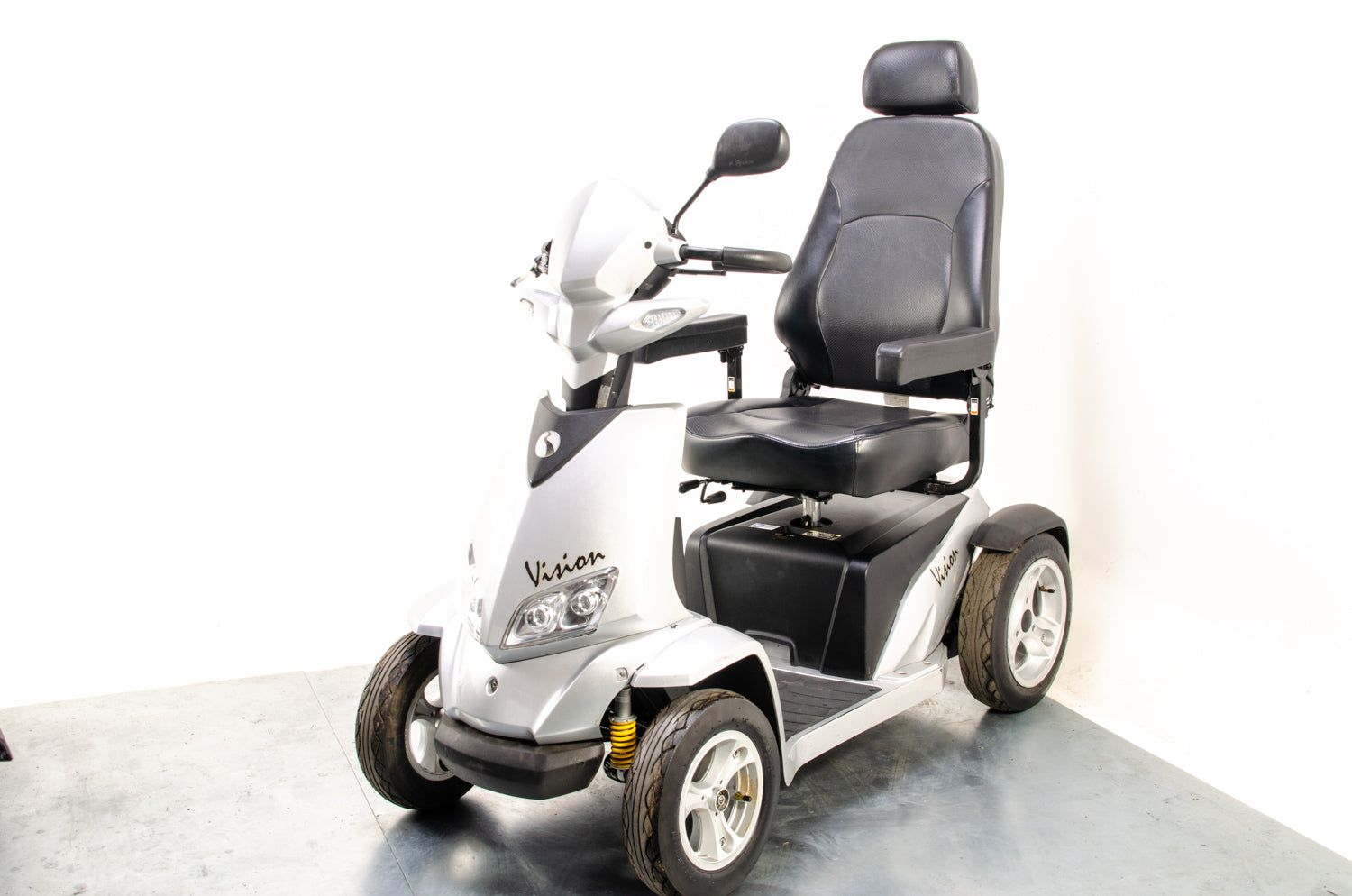 Rascal Vision Used Electric Mobility Scooter 8mph Large All-Terrain Road Legal Silver Pneumatic Tyres 13336