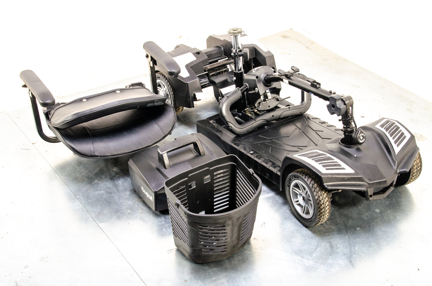 Drive Scout Used Mobility Scooter Transportable Lightweight Travel Boot Pavement Portable Secondary image