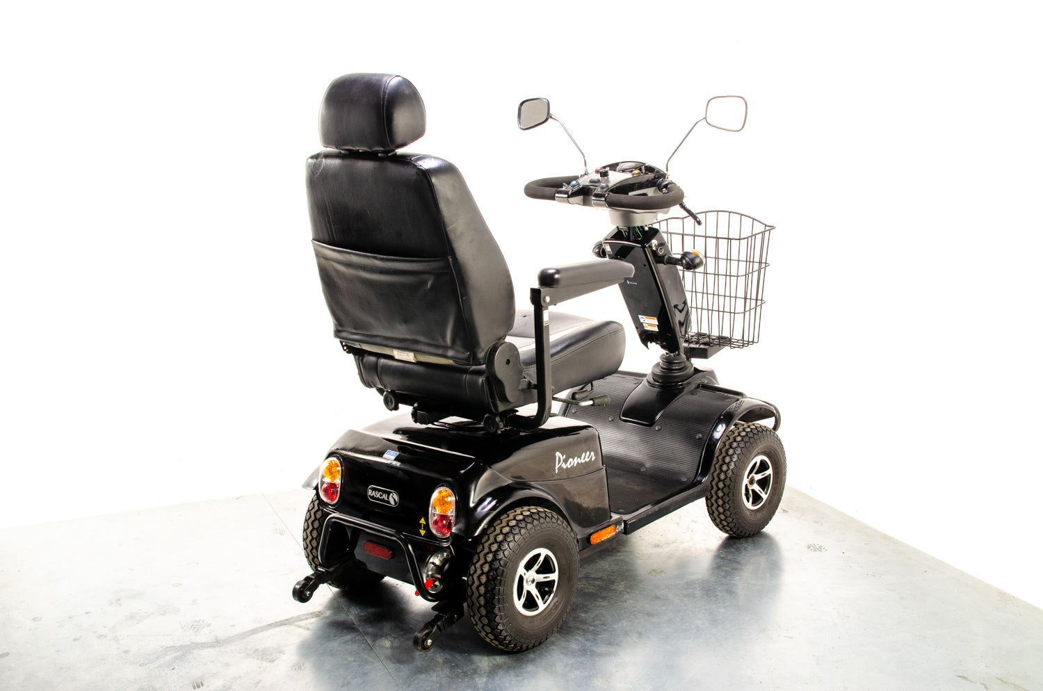 Rascal Pioneer Used Electric Mobility Scooter 8mph All-Terrain Suspension Off-Road Black 13407