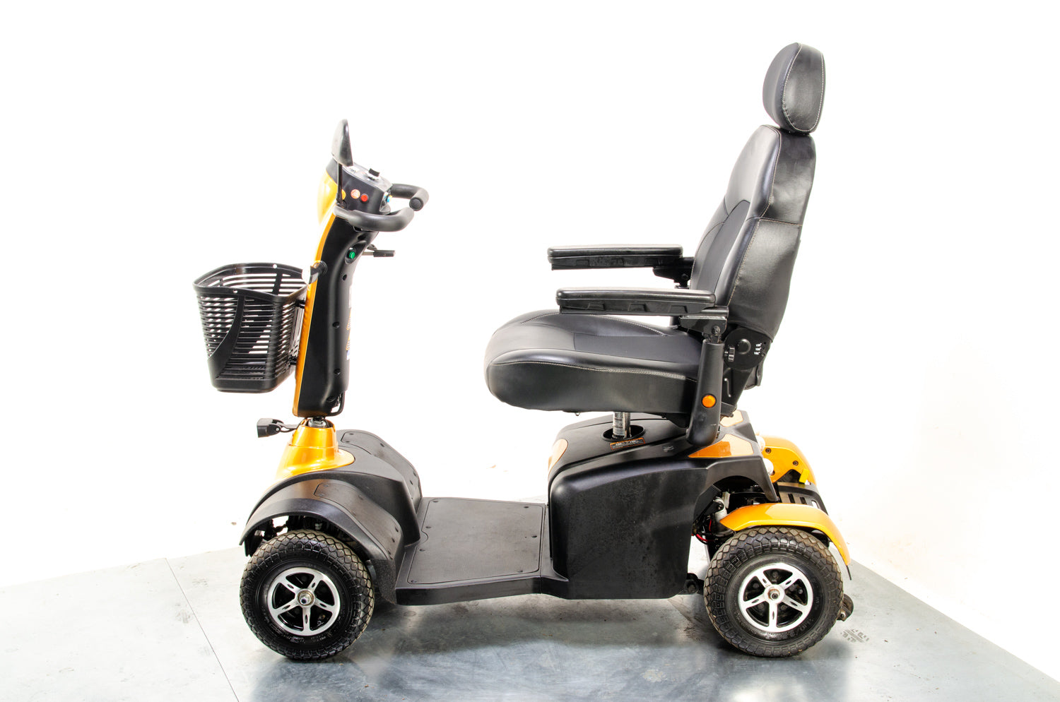 Excel Roadster DX8 Deluxe Used Mobility Scooter 8mph Suspension Pneumatic Tyres Road Pavement Van Os 13366