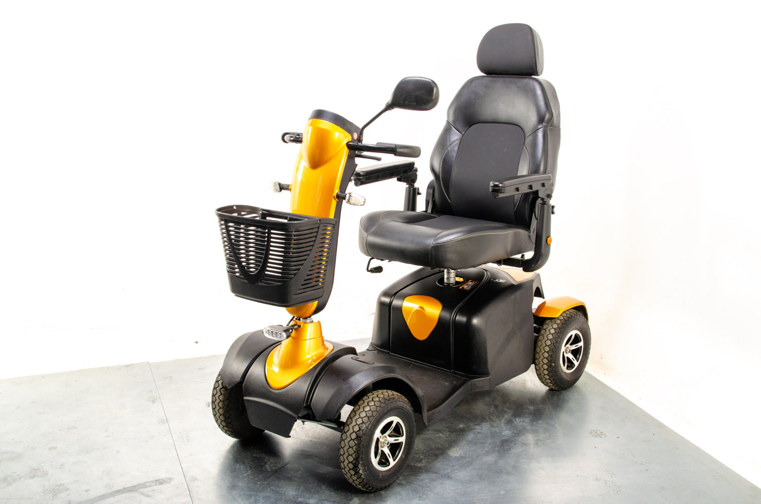 Excel Roadster DX8 Deluxe Used Mobility Scooter 8mph Suspension Pneumatic Tyres Road Pavement Van Os 13366