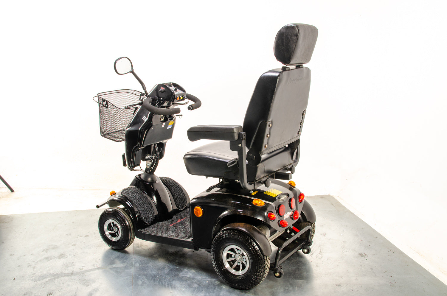 Freerider Mayfair 8 Deluxe All-Terrain Used Mobility Scooter 8mph Black Suspension Solid Road Pavement