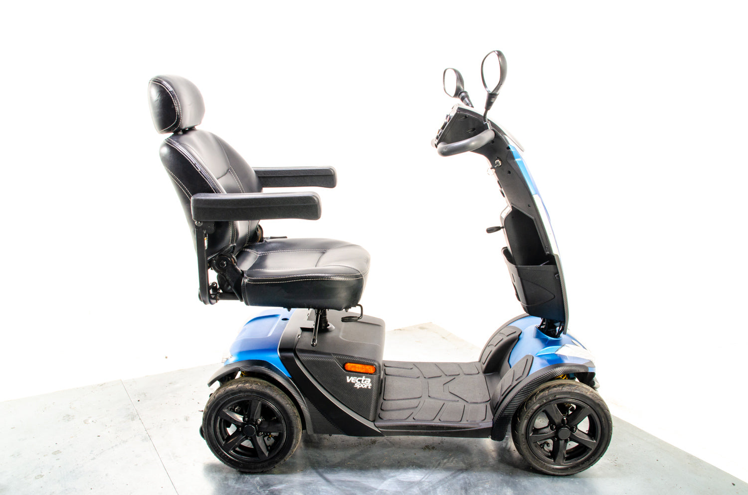 Rascal Vecta Sport All-Terrain Off-Road Used Electric Mobility Scooter 8mph Suspension Max Grip Road Legal Blue 13413