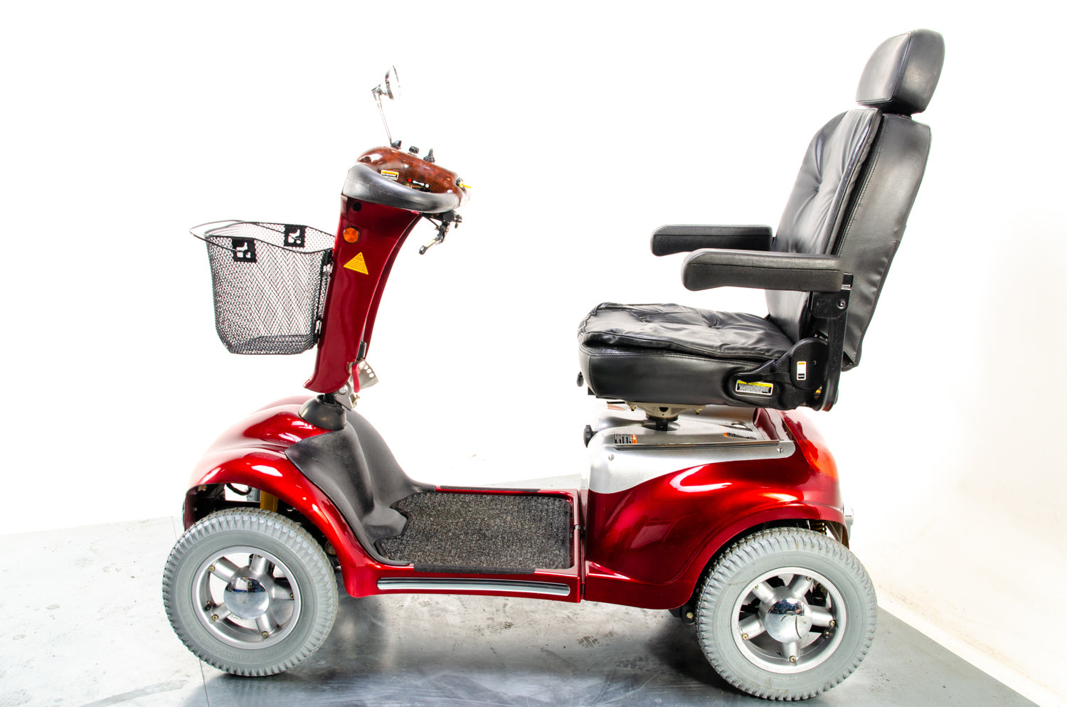 Shoprider Cordoba Off-Road All-Terrain Used Mobility Scooter Large 8mph Roma Red 13416