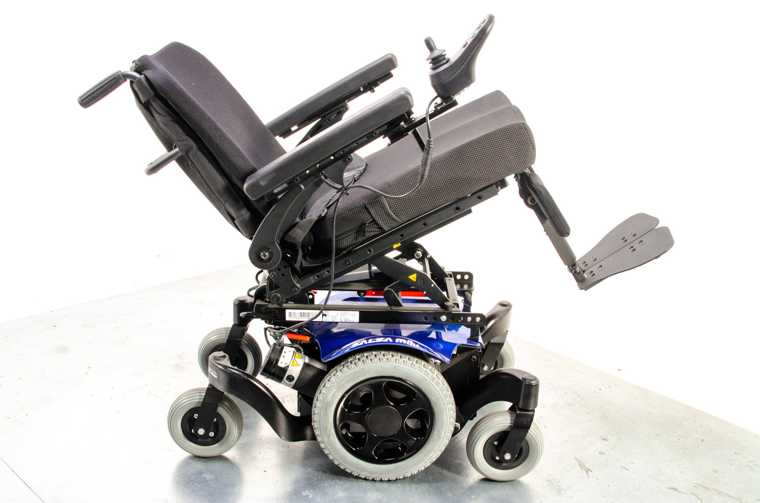 New Quickie Salsa M2 Mini Electric Wheelchair Powerchair Tilt Power Sunrise Medical MWD