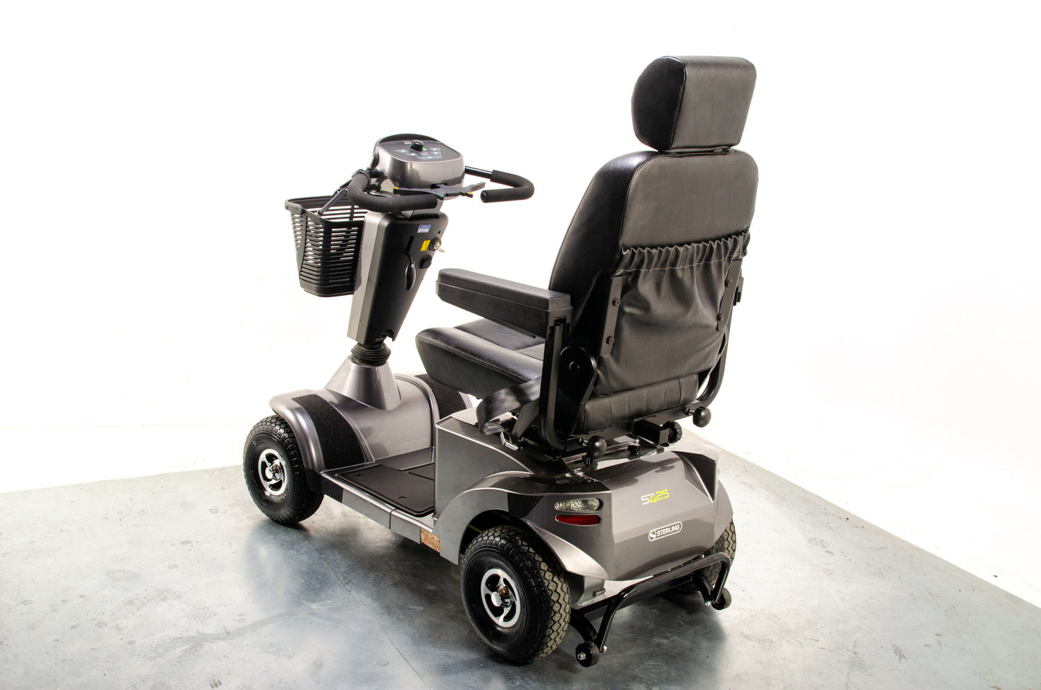 New Sterling S425 Mobility Scooter All-Terrain 8mph Midsize Pneumatic Pavement 13553