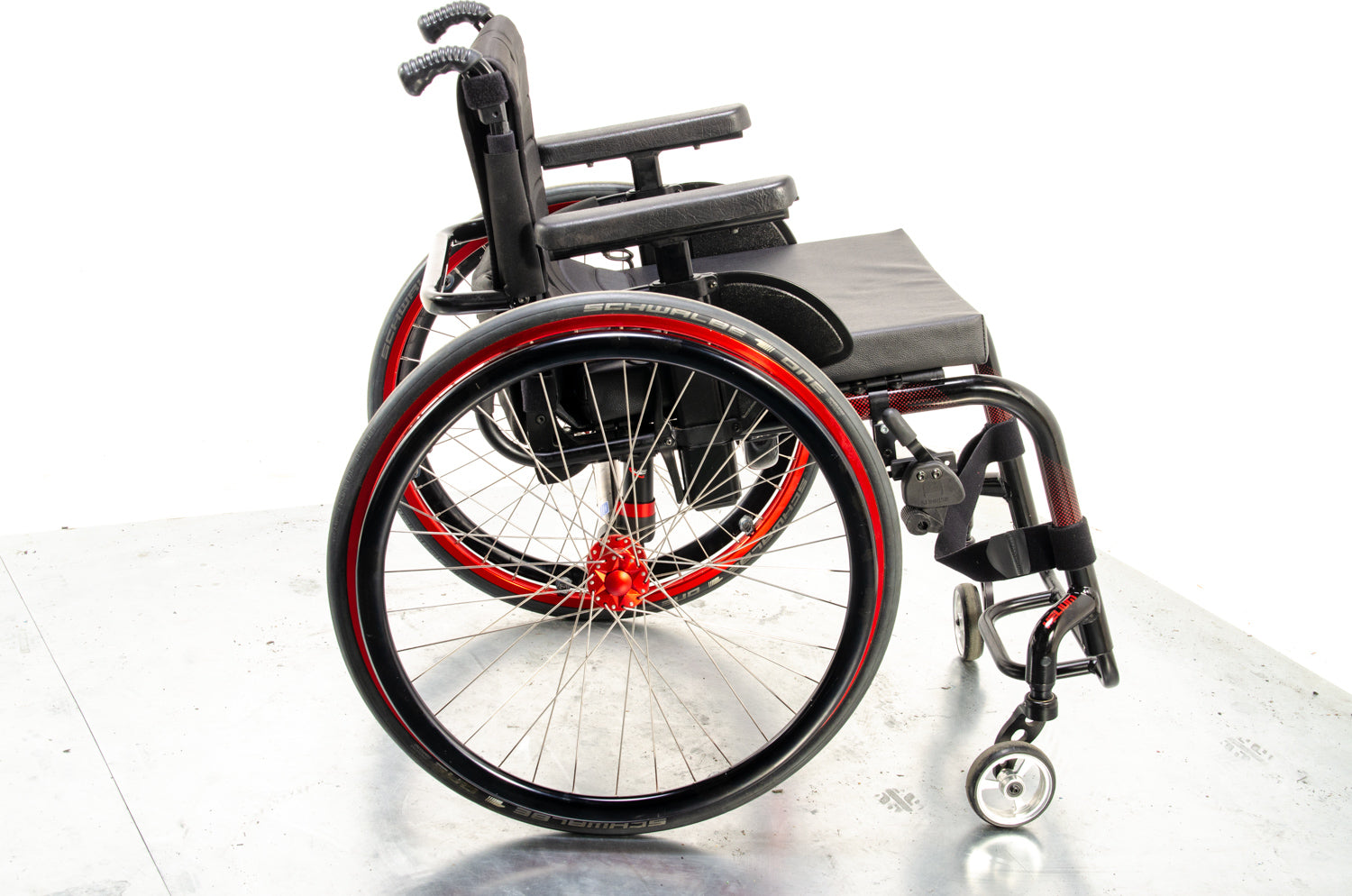 QUICKIE Helium Ultra Lightweight Rigid Wheelchair Active Sunrise Medical Ex-Demo Secondary image