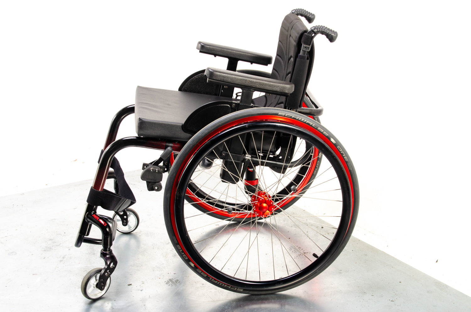 QUICKIE Helium Ultra Lightweight Rigid Wheelchair Active Sunrise Medical Ex-Demo