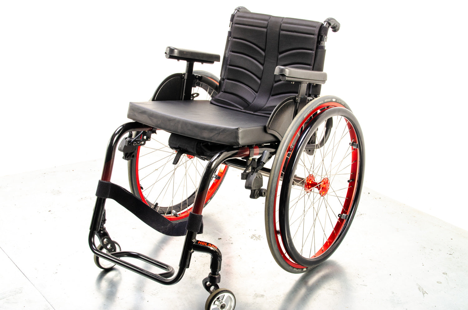 QUICKIE Helium Ultra Lightweight Rigid Wheelchair Active Sunrise Medical Ex-Demo