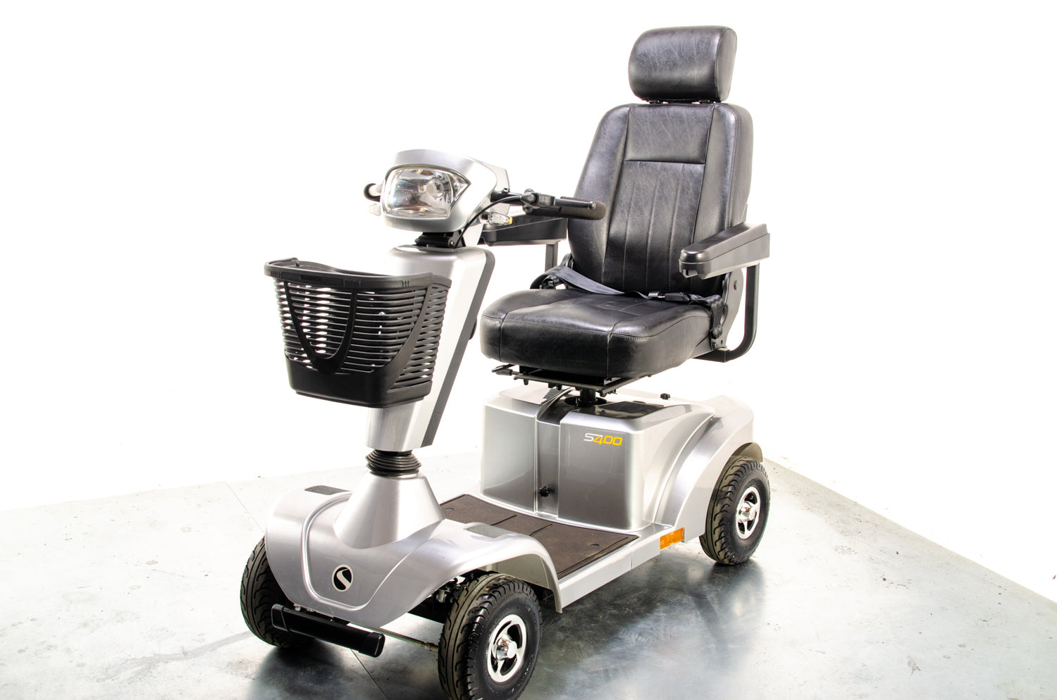 New Sterling S400 Mobility Scooter All-Terrain 4mph Midsize Pneumatic Pavement