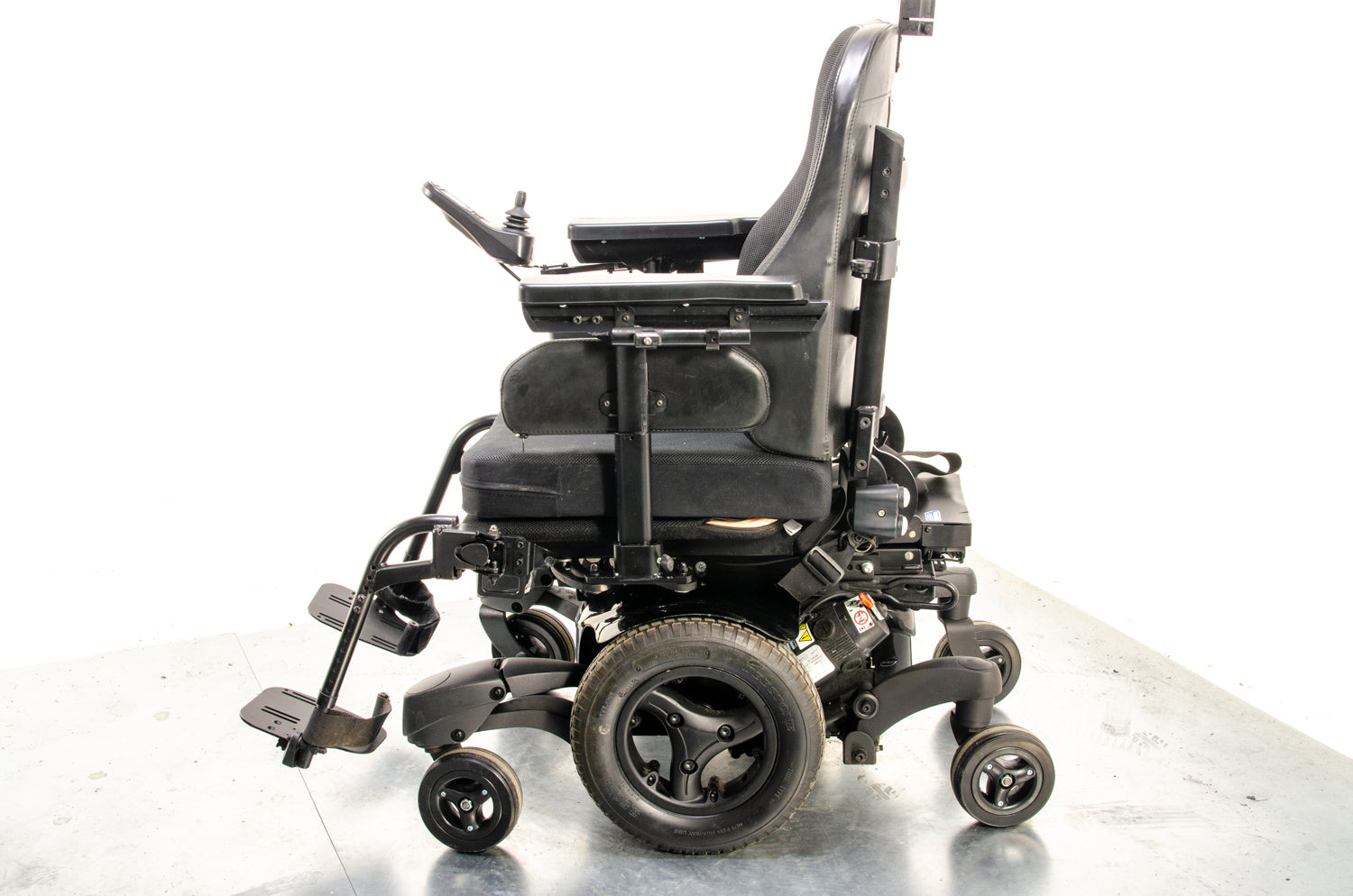 Quickie Jive M Electric Wheelchair Powerchair Riser Tilt Powered Sunrise Medical