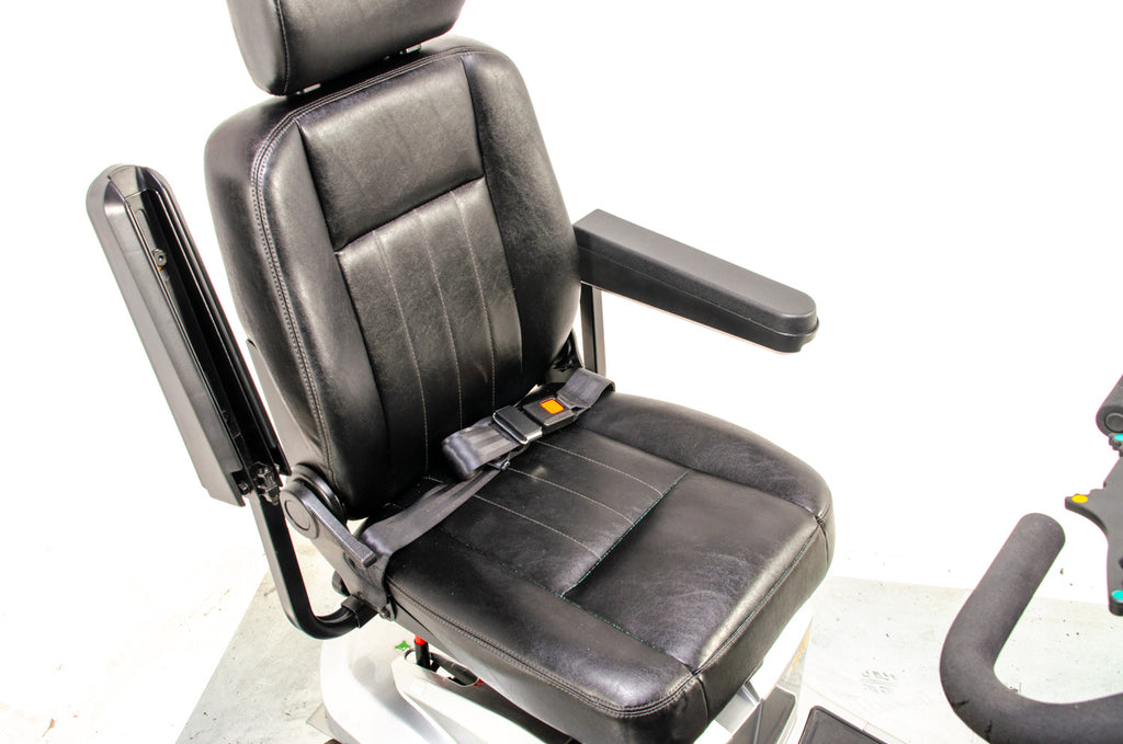 Sunrise Medical Sterling S400 Used Mobility Scooter Silver Midsize Pneumatic Pavement 13544