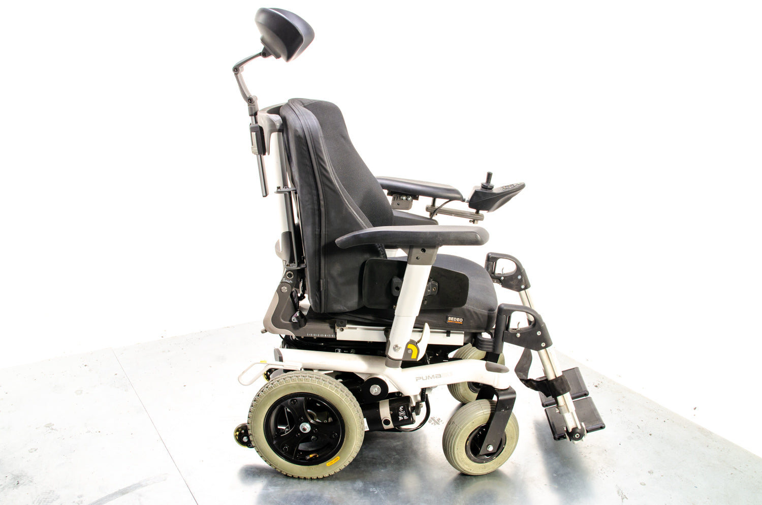 Puma 20 Electric Wheelchair Powerchair Used Power Tilt White RWD Handicare