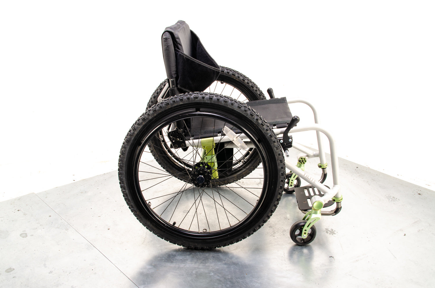 TiLite Aero T Aluminium Lightweight Wheelchair Rigid Sporting Day Chair 16" Secondary image