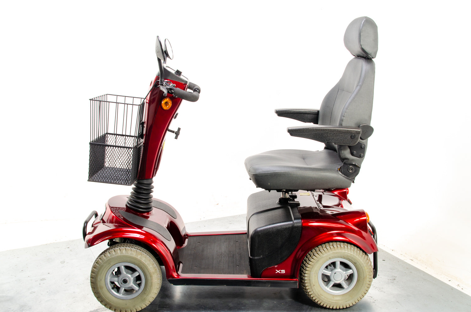 Sunrise Medical Elite XS Used Mobility Scooter 8mph Large All-Terrain Comfy Red