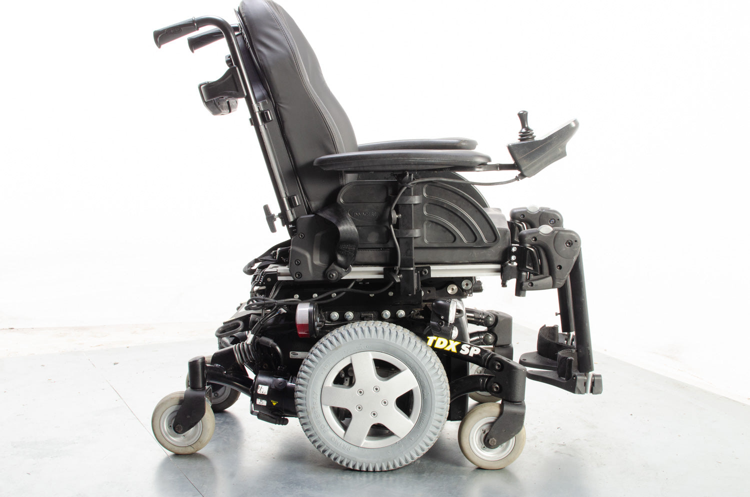 Invacare TDX SP Electric Wheelchair Powerchair Powered Riser Manual Elevating Leg Rests