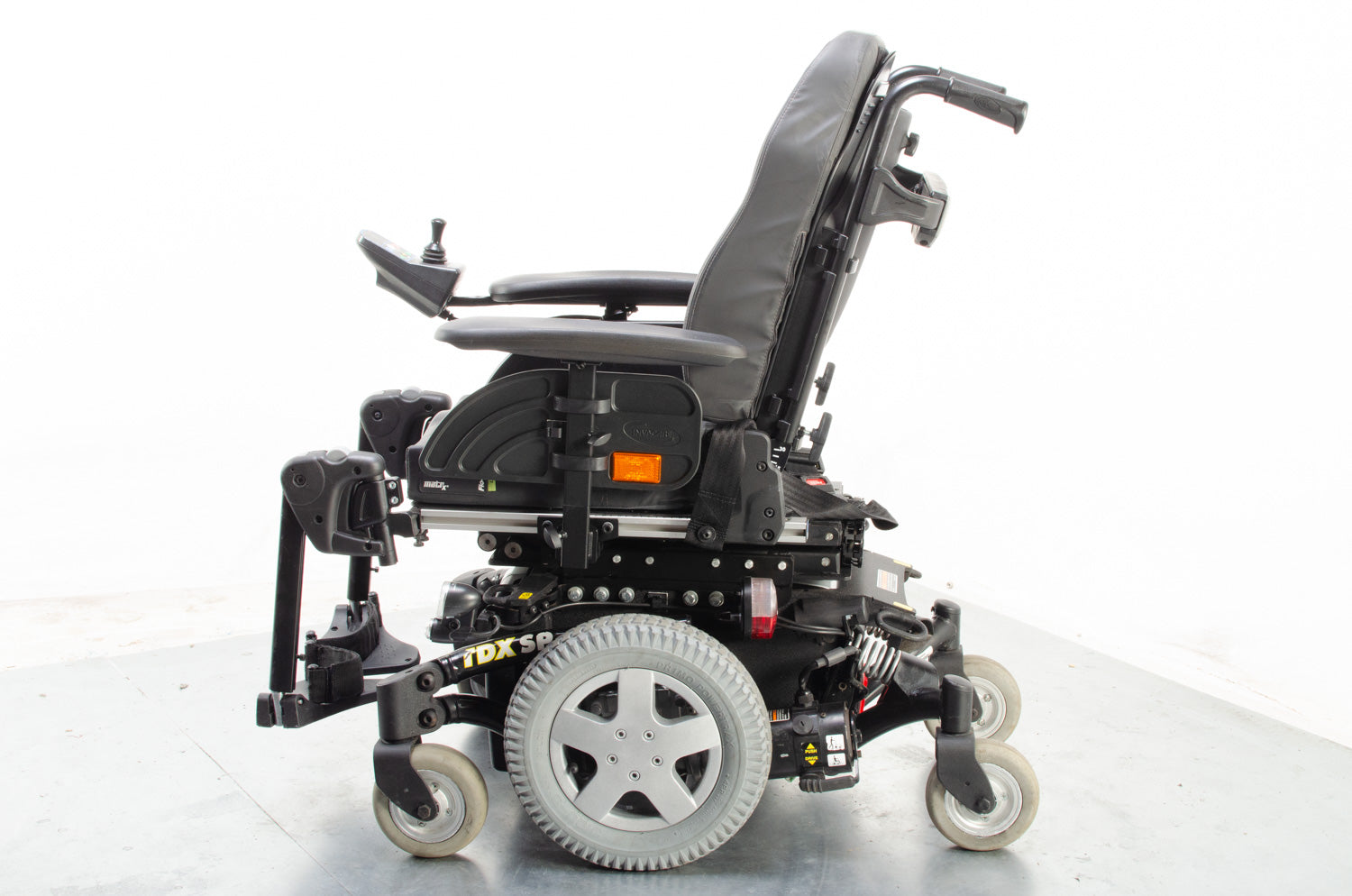 Invacare TDX SP Electric Wheelchair Powerchair Powered Riser Manual Elevating Leg Rests