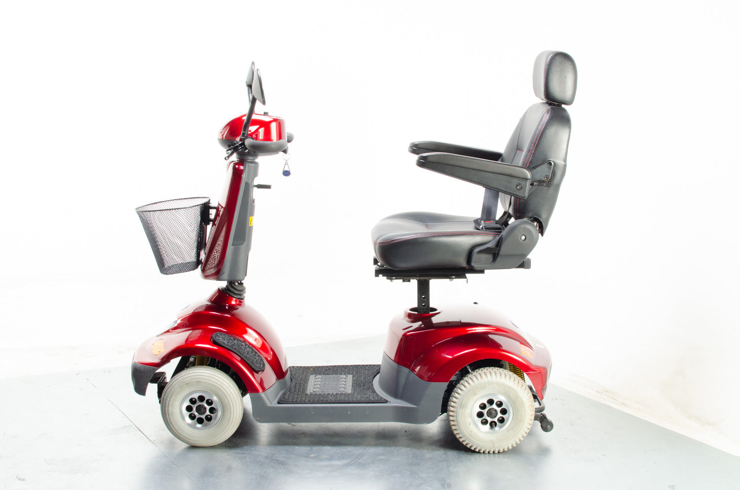 2014 TGA Sonet 6mph Mid Size Mobility Scooter in Red