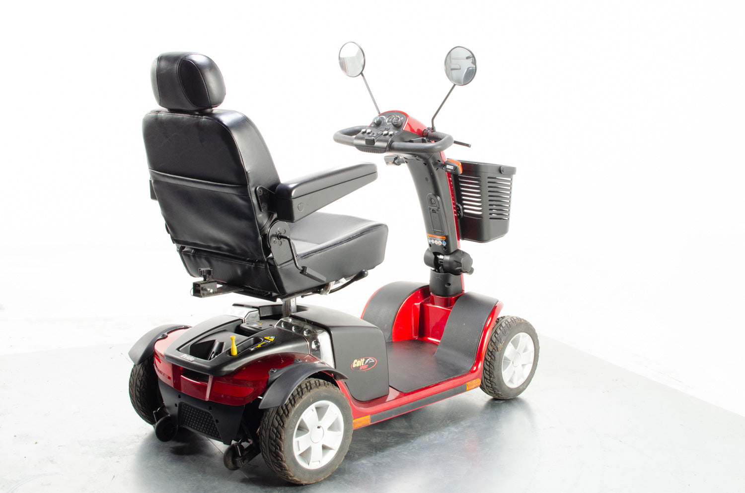 2016 Pride Colt Sport 8mph Mid Size Transportable Mobility Boot Scooter in Red