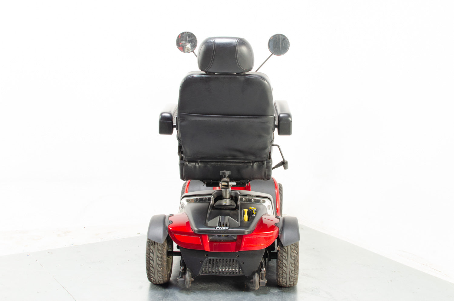 2016 Pride Colt Sport 8mph Mid Size Transportable Mobility Boot Scooter in Red