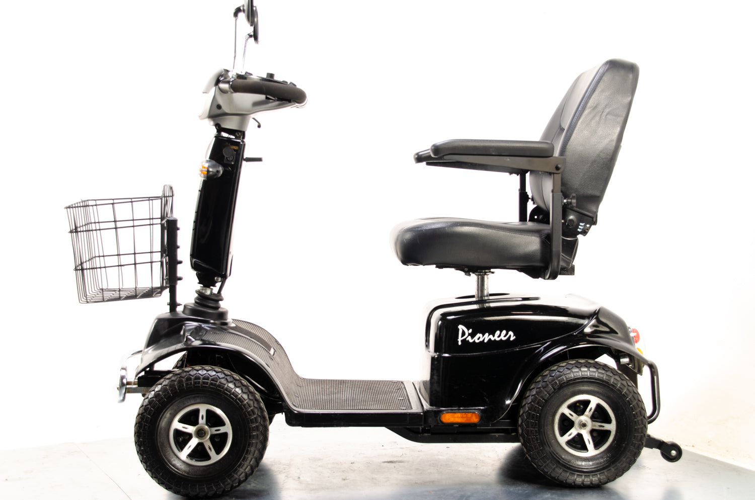 Rascal Pioneer Used Electric Mobility Scooter 8mph All-Terrain Suspension Off-Road Black 13997