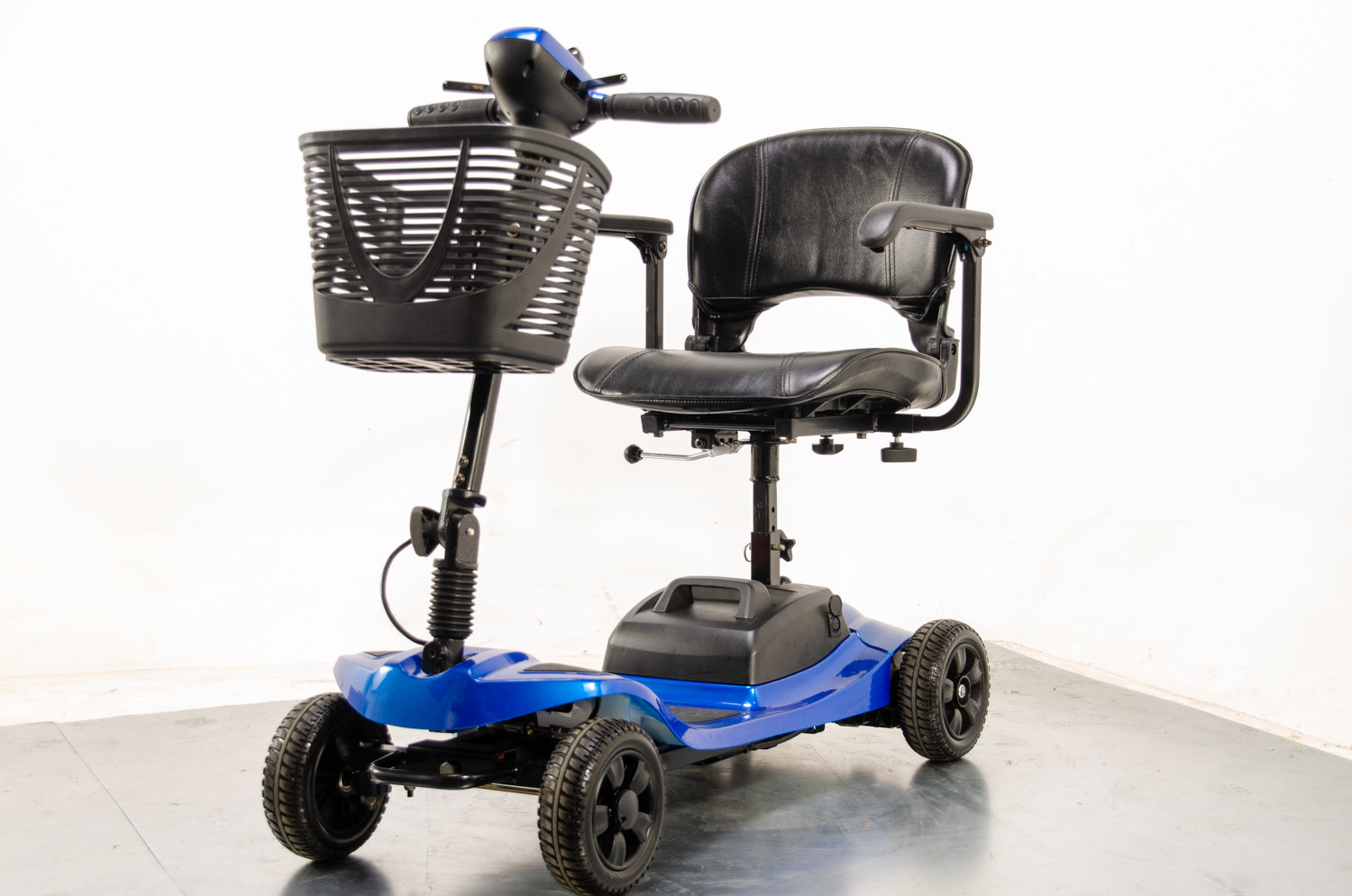 One Rehab Liberty Used Mobility Scooter Small Transportable Portable Lightweight 03691