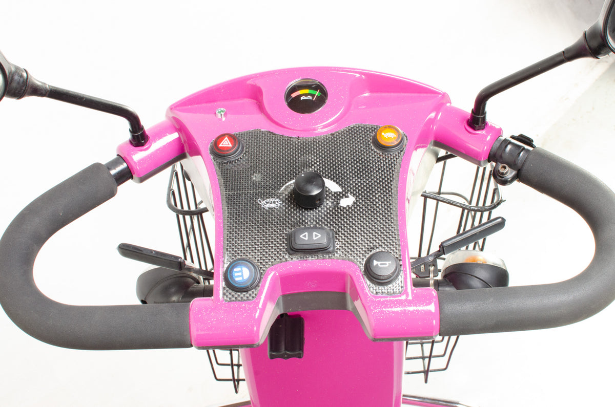 2016 Rascal Pioneer 8mph Large All Terrain Mobility Scooter in Pink