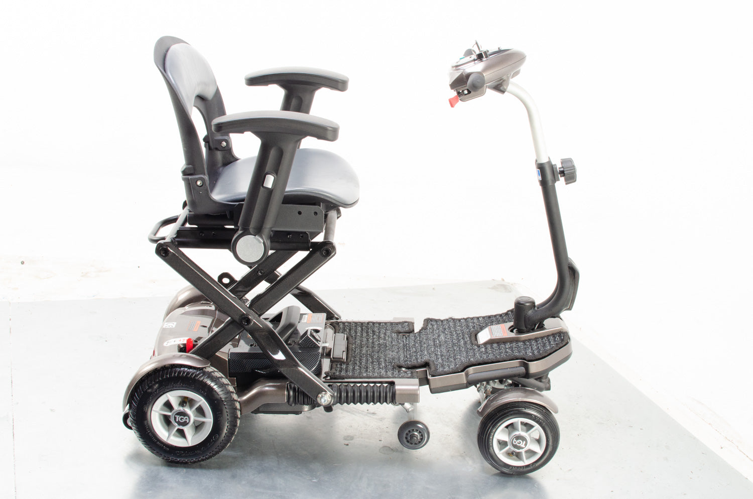 2018 TGA Minimo Plus 4 Compact Folding 4mph Mobility Scooter in Bronze