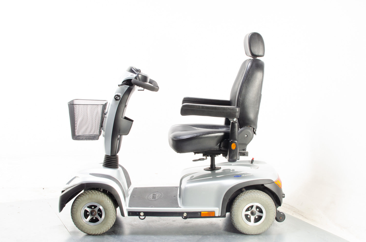 2013 Invacare Comet 8mph Large Size Comfort Mobility Scooter in Silver